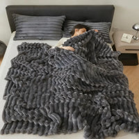 HeyLixo™ Luxury Plush Blanket